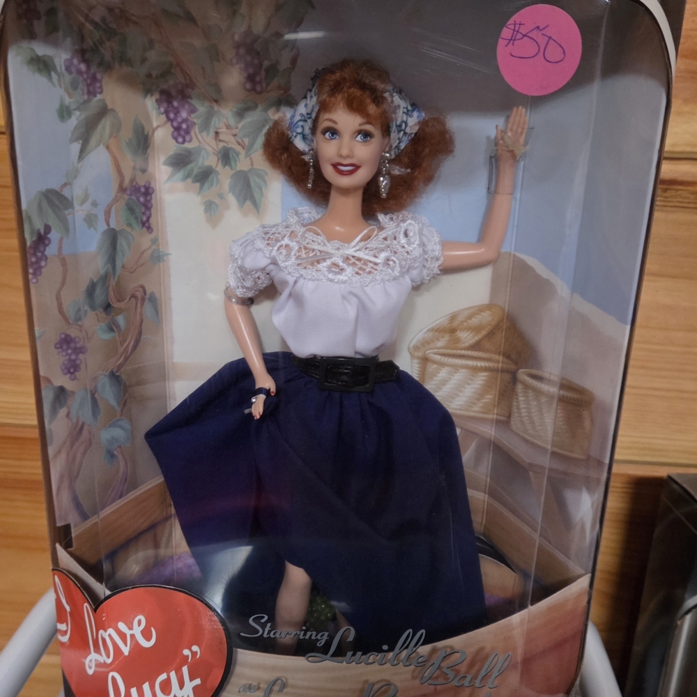 I LOVE LUCY DOLL/LUCY'S ITALIAN MOVIE